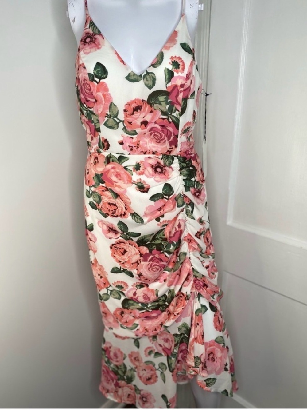 LEITH Nordstrom NWT Pink Floral Ruched Ruffled Midi Dress